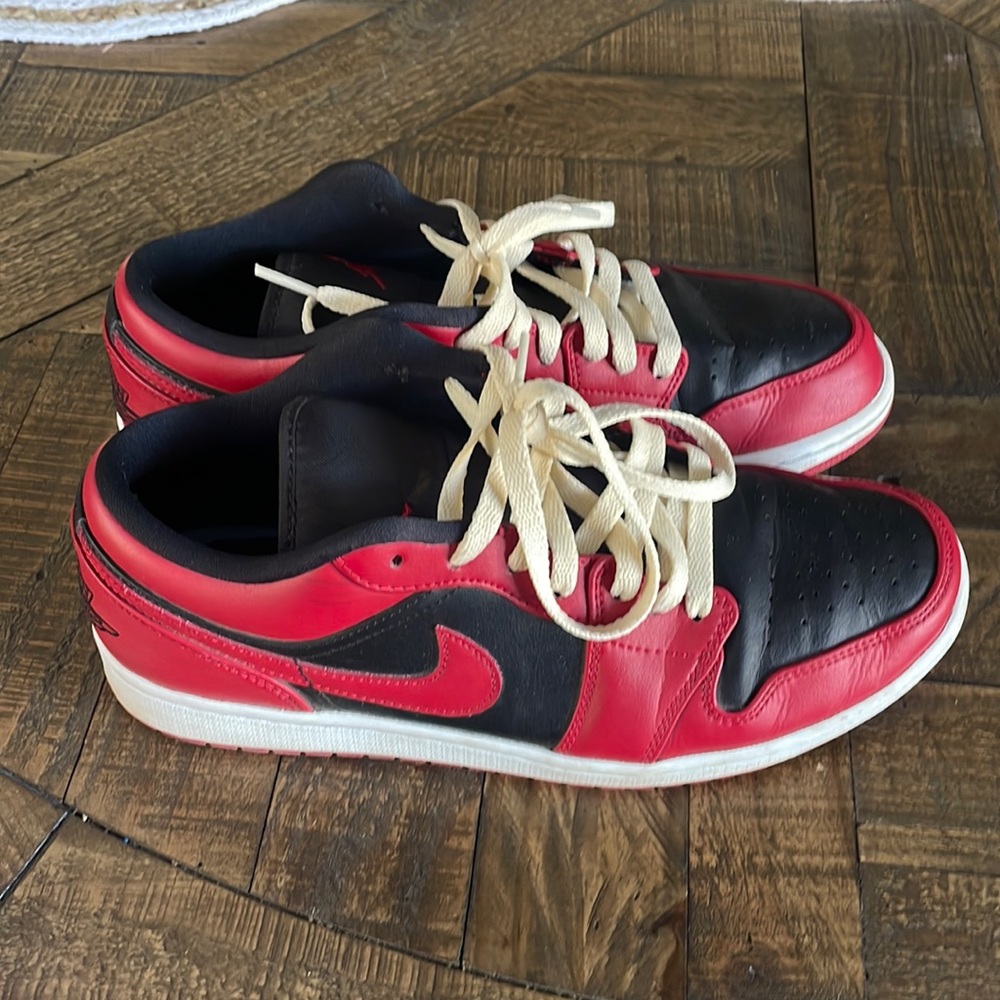 Jordan 1 Low Reverse Bred - Men’s 10.5